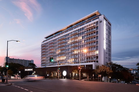 Art Series - The Johnson - Tweed Heads Accommodation 1