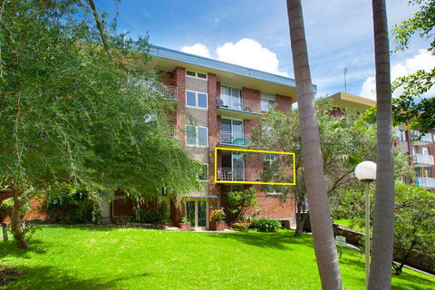 Bikini - Tweed Heads Accommodation 2