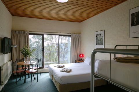 Cedarwood Apartments - Tweed Heads Accommodation 2