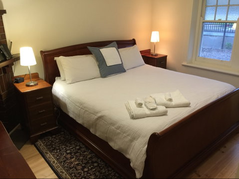 MacDonnell House, Naracoorte - Tweed Heads Accommodation 1