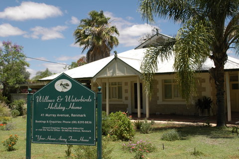 Renmark Holiday Home Willows & Waterbirds - Tweed Heads Accommodation 0