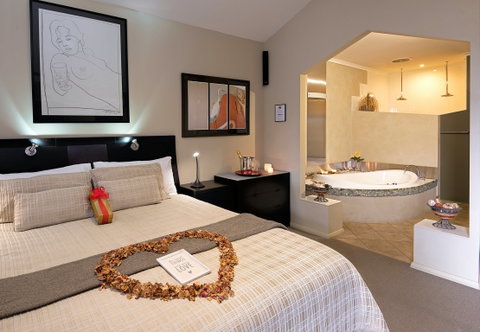 Riverview Rise Retreats - Tweed Heads Accommodation 0