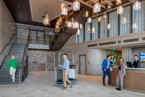 The William Inglis Hotel - Tweed Heads Accommodation 1