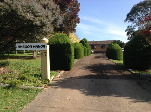 Timboon Manor - Tweed Heads Accommodation 0