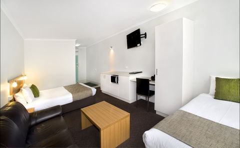 Admiralty Inn - Tweed Heads Accommodation 1