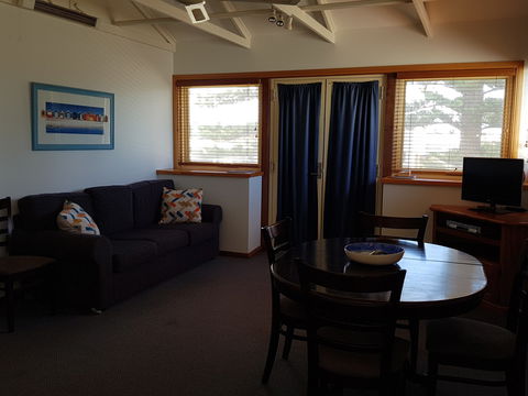 Blue Manna Waters – Apartment A - Tweed Heads Accommodation 0