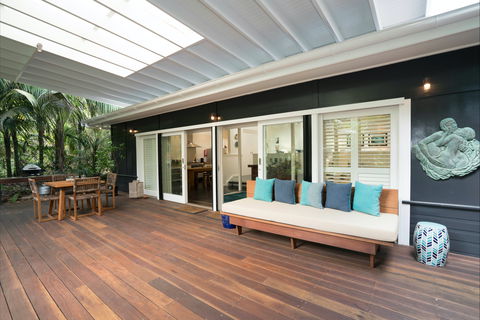 Blue Peter Luxury Beach House - Tweed Heads Accommodation 2