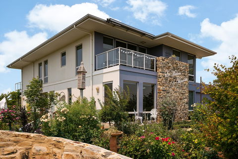 La Maison Du Vigneron B&B & Special Ocassion Dining - Tweed Heads Accommodation 0