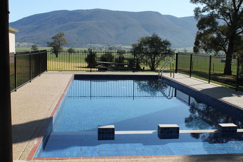 Mountain View Motel Corryong - Tweed Heads Accommodation 1