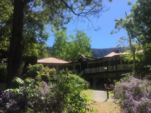Mountain Grand Halls Gap - Tweed Heads Accommodation 0