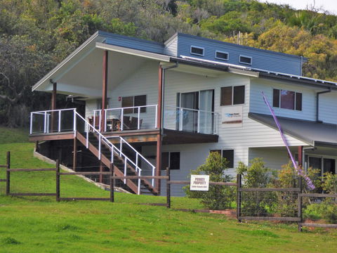 Point Plomer Holiday Cottages - Tweed Heads Accommodation 0