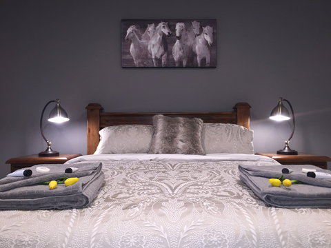 Swagman Homestead At Stockman's Ridge Wines - Tweed Heads Accommodation 0