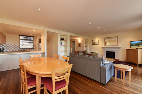 Villa Chambourcin - Tweed Heads Accommodation 2