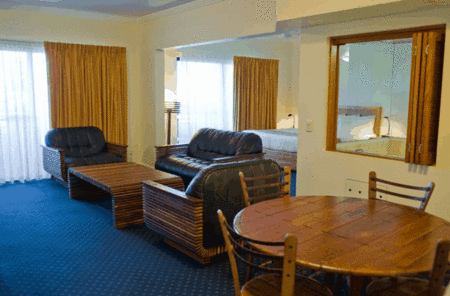 Kacys Bargara Beach Motel - Tweed Heads Accommodation 3
