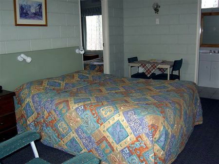 Daylesford Central Motor Inn - Tweed Heads Accommodation 0