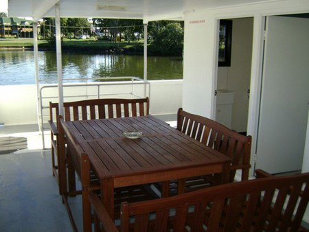 Boyds Bay Houseboat Holidays - Tweed Heads Accommodation 3