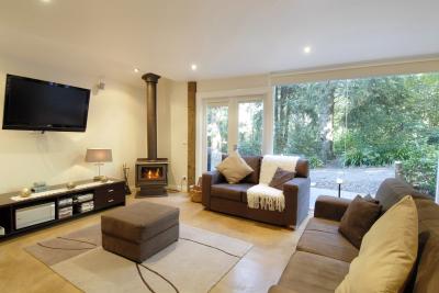 Arnica Views Luxury Retreat - Tweed Heads Accommodation 0