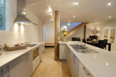 Arnica Views Luxury Retreat - Tweed Heads Accommodation 2