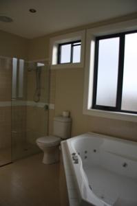 Ultimate Holiday Apartments - Tweed Heads Accommodation 4