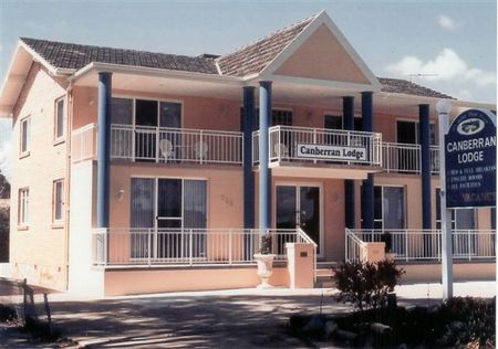 Canberran Lodge - Tweed Heads Accommodation 0