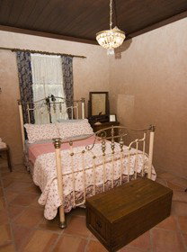 Rose Parterre B & B - Tweed Heads Accommodation 2