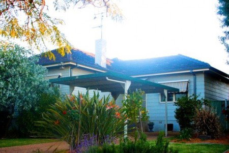 Straw Houses - Tweed Heads Accommodation 0