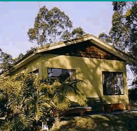 Riverbend Cottage - Tweed Heads Accommodation