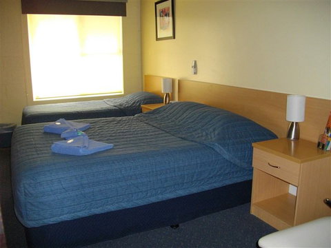 Benjamin Singleton Motel - Tweed Heads Accommodation 3