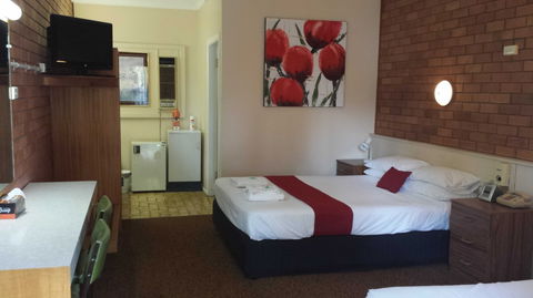 AA Hilldrop Motor Inn - Tweed Heads Accommodation 3