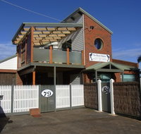Black Dolphin Townhouse and Apartment - Tweed Heads Accommodation