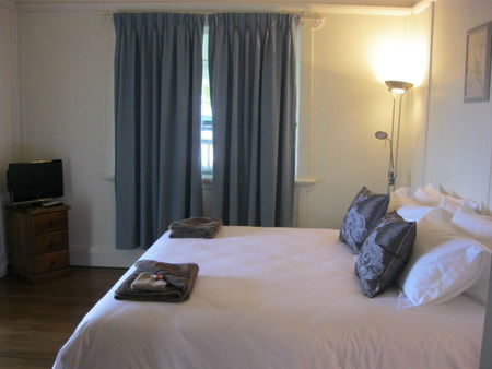 Blooms Cottage - Tweed Heads Accommodation 1