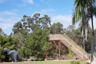 Mystery Craters - Tweed Heads Accommodation 1