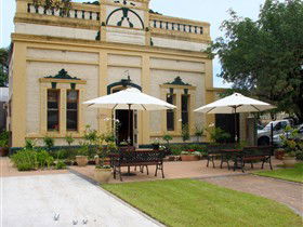Domain Day - Tweed Heads Accommodation 0