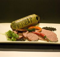 Steinys Traditional Mettwurst - Tweed Heads Accommodation
