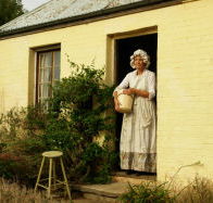 Grannie Rhodes' Cottage - Turn The Key Of Time - Tweed Heads Accommodation