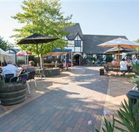 George Harcourt Inn - Tweed Heads Accommodation