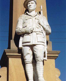 Beaudesert War Memorial - Tweed Heads Accommodation 0