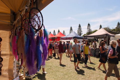 Coolangatta Beachfront Markets - Tweed Heads Accommodation 2