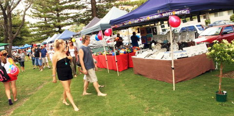 Coolangatta Beachfront Markets - Tweed Heads Accommodation 6