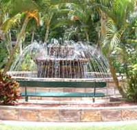Bauer and Wiles Memorial Fountain - Tweed Heads Accommodation