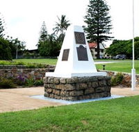 Dunwich War Memorial - Tweed Heads Accommodation