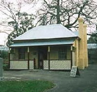 Adam Lindsay Gordon Cottage - Tweed Heads Accommodation