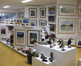 Huskisson Gallery And Picture Framing - Tweed Heads Accommodation 0