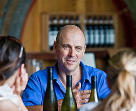 Lowe Wines - Tweed Heads Accommodation 0
