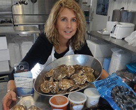 Advance Mussel Supply - Tweed Heads Accommodation 2