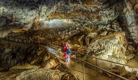 Yarrangobilly Caves - Tweed Heads Accommodation 3