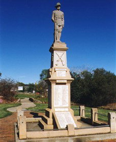 Greenmount War Memorial - Tweed Heads Accommodation 1