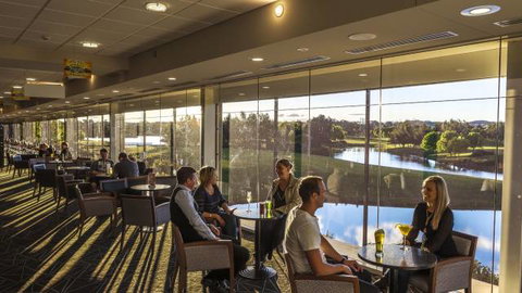 Gungahlin Lakes Golf And Community Club - Tweed Heads Accommodation 4
