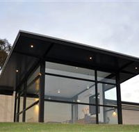 Bekkers Wine - Tweed Heads Accommodation