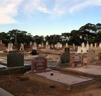 Langhorne Creek Cemetery - Tweed Heads Accommodation